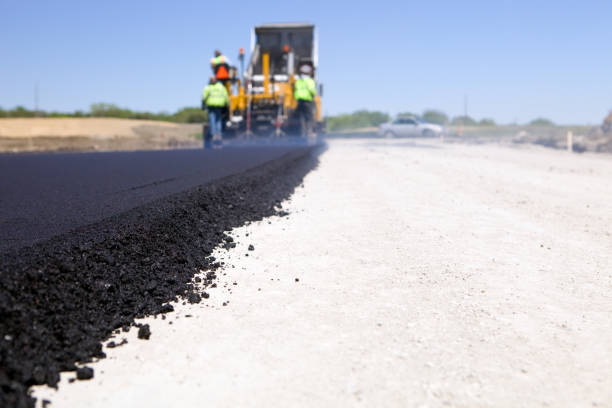 Trusted Albion, IL Driveway Pavers Experts
